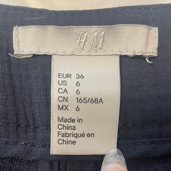 H&M Elegant Black Trousers - Picture 2 of 6